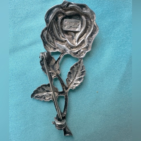 Beautiful Vintage Estate Lang Sterling Silver Rose Brooch 2.25” long x 1” wide - Picture 2 of 4
